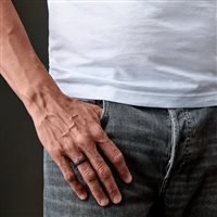 Anello Mano-J. BLK EDITION in Titanio Diamante Black 0.11 Ct TNAS2001_12 - TNAS2001_18